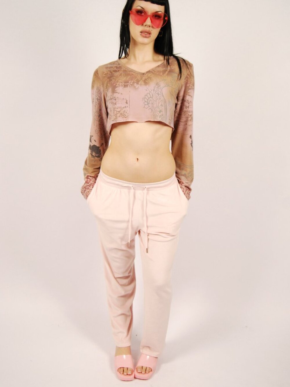Y2K Juicy Couture Sweat Pants (S) small pink vintage womens wide leg rhinestone